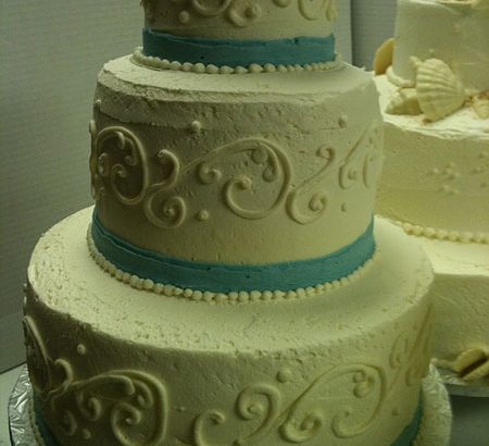 swirled wedding cake